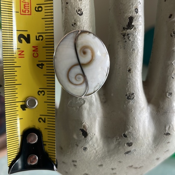 Eye Of Shiva Shell Ring, Sterling Silver, Sz. 5 - Picture 4 of 4